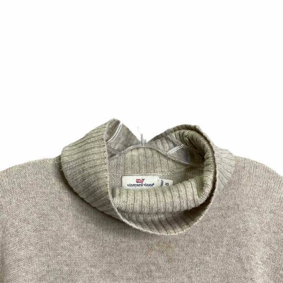 Vineyard Vines Women's XS Sweater Beige Merino Wool/Cashmere Turtle Neck - Picture 3 of 5